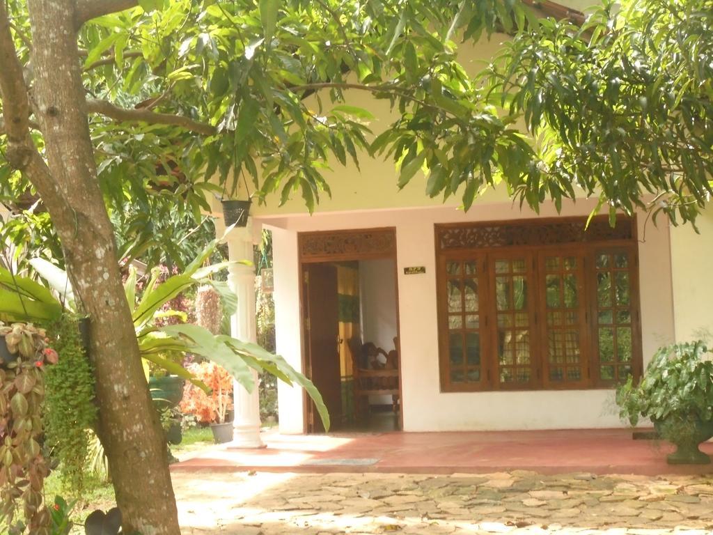 Ath Hala Safari Resort Udawalawe Exterior foto