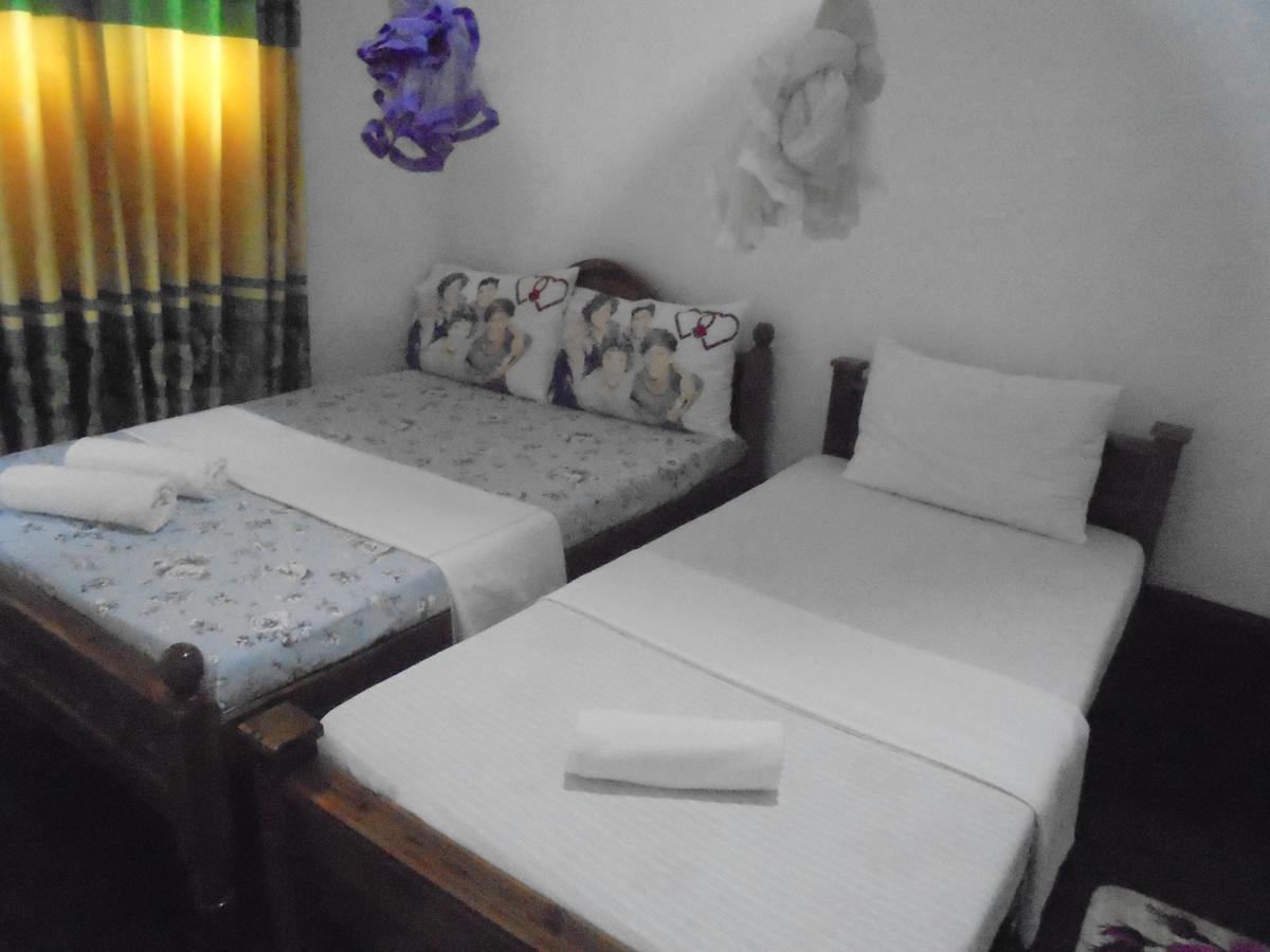 Ath Hala Safari Resort Udawalawe Zimmer foto